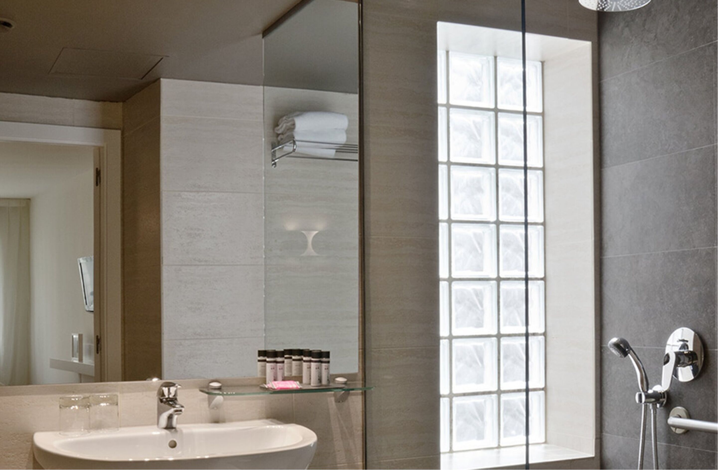 Foto - Pol & Grace Hotel