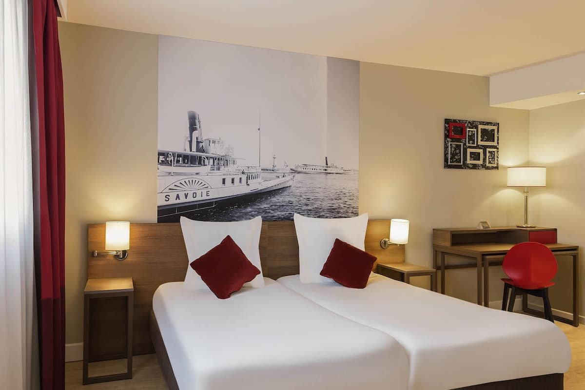 Studio, 2 Single Beds (Large)