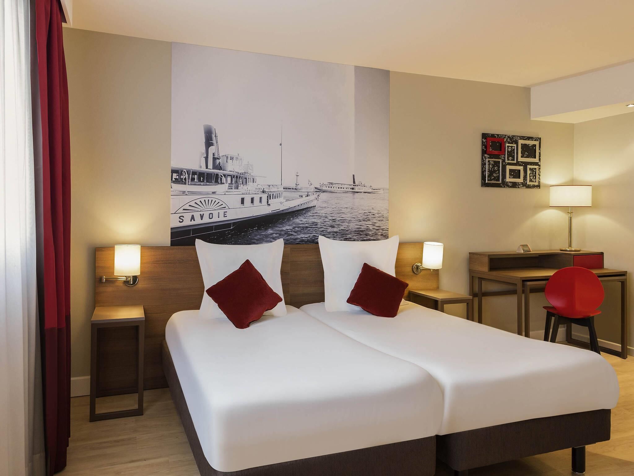 Studio, 2 Single Beds (Large) | In-room safe, desk, soundproofing, free WiFi