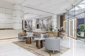 Lobby - Hilton Dubai Jumeirah (Dubai)