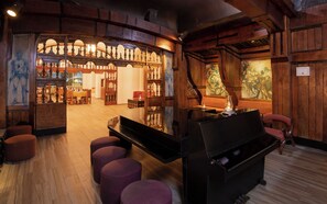 3 间餐厅，供应早餐、午餐和晚餐