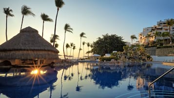 Bar junto a la alberca