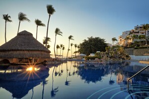 Poolside bar