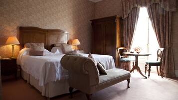 1 bedroom, premium bedding, pillow-top beds, desk