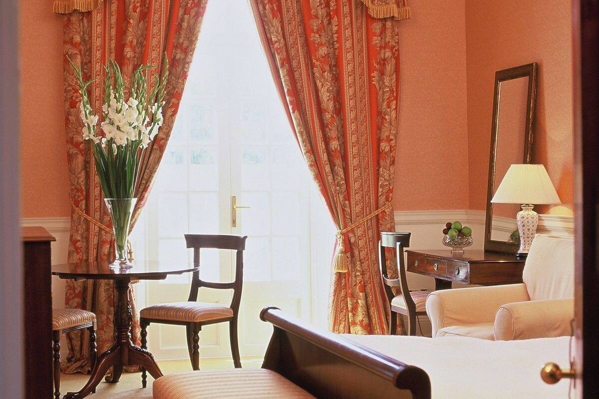 1 bedroom, premium bedding, pillow-top beds, desk