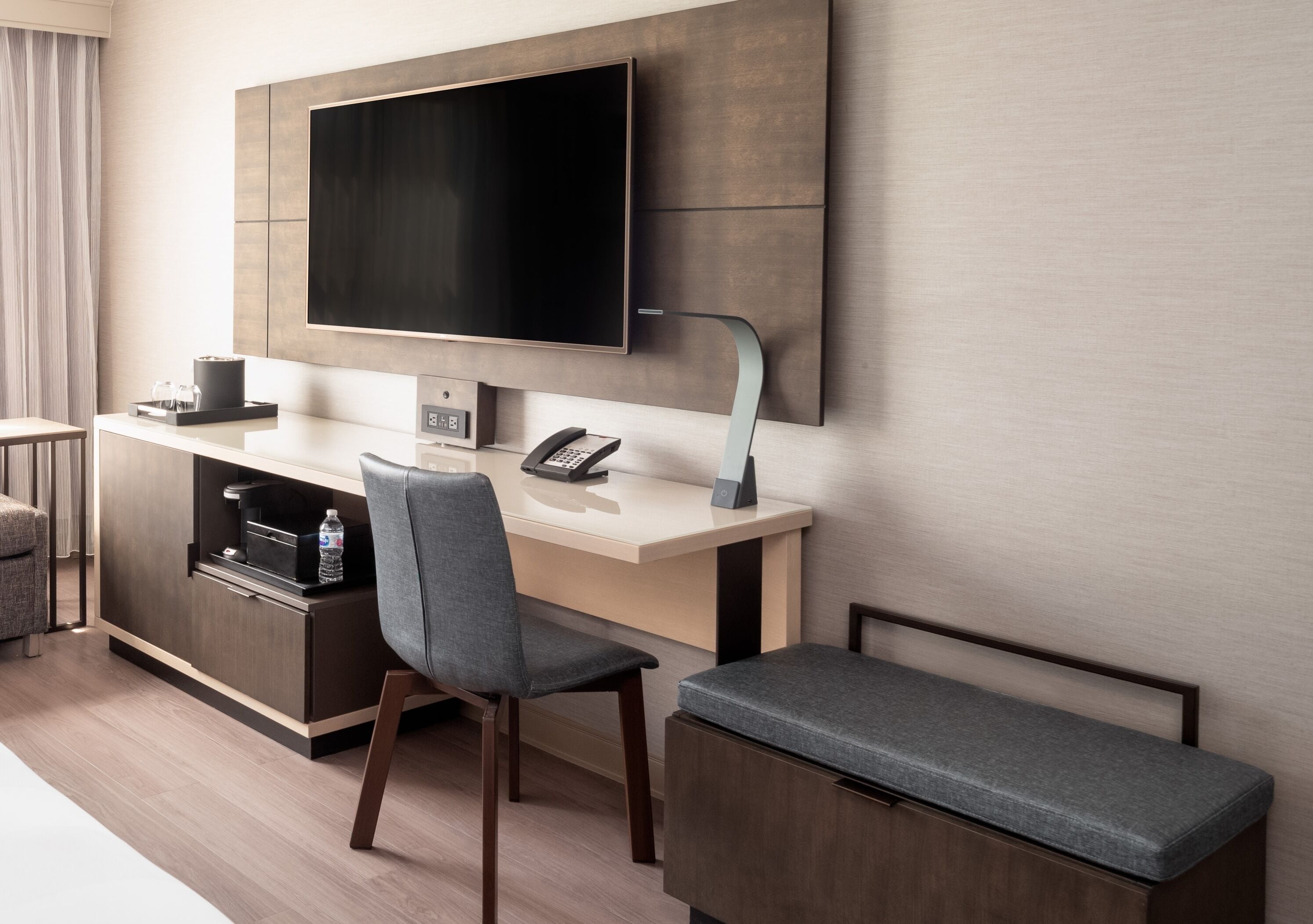 1 bedroom, pillow-top beds, in-room safe, laptop workspace