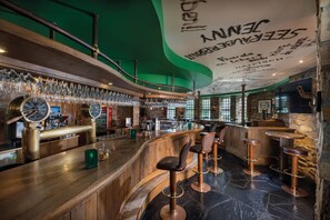 Bar (á gististað)