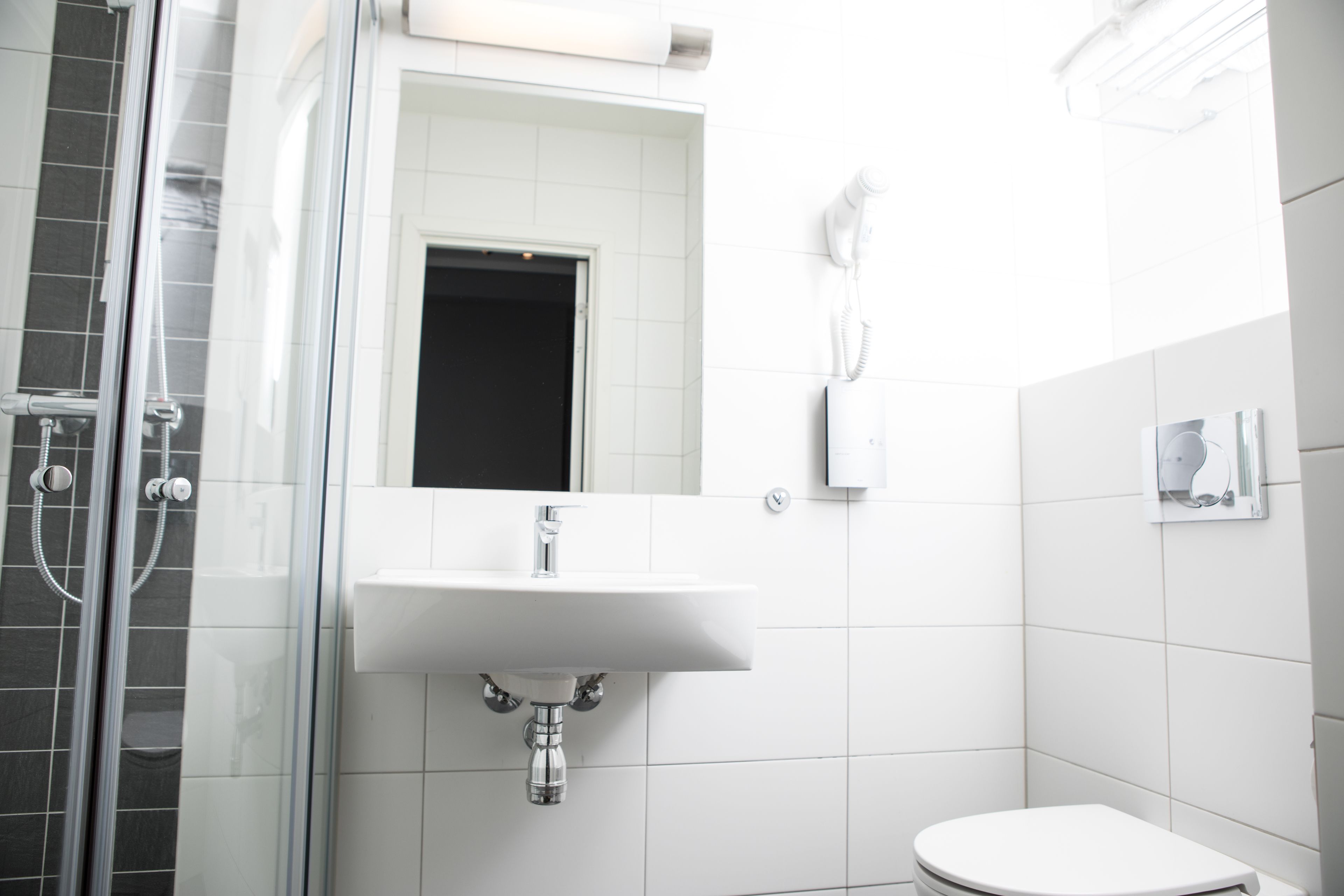 pillow-top beds, iron/ironing board, free wifi, bed sheets