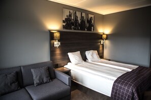 Colchones con pillow-top, tabla de planchar con plancha y wifi gratis