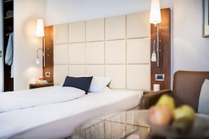 In-room safe, desk, iron/ironing board, free WiFi