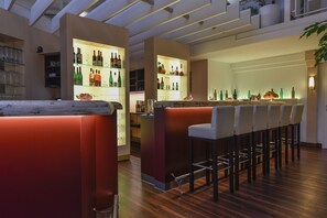 Bar (in der Unterkunft)