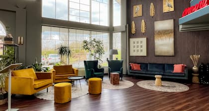Atrium Hotel Amadeus