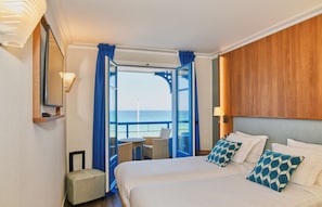 Chambre Supérieure, 2 lits une place, vue mer