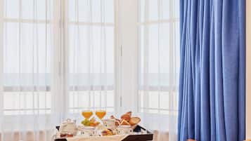 Päivittäinen buffetaamiainen (19.00 EUR per henkilö)