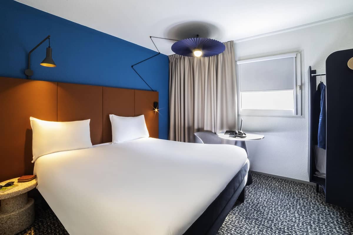 Kamar Standar, 1 Tempat Tidur Double | Meja kerja, kedap suara, Wi-Fi gratis, dan seprai linen