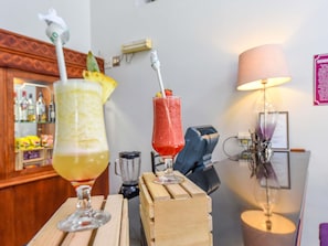 Bar (in der Unterkunft)