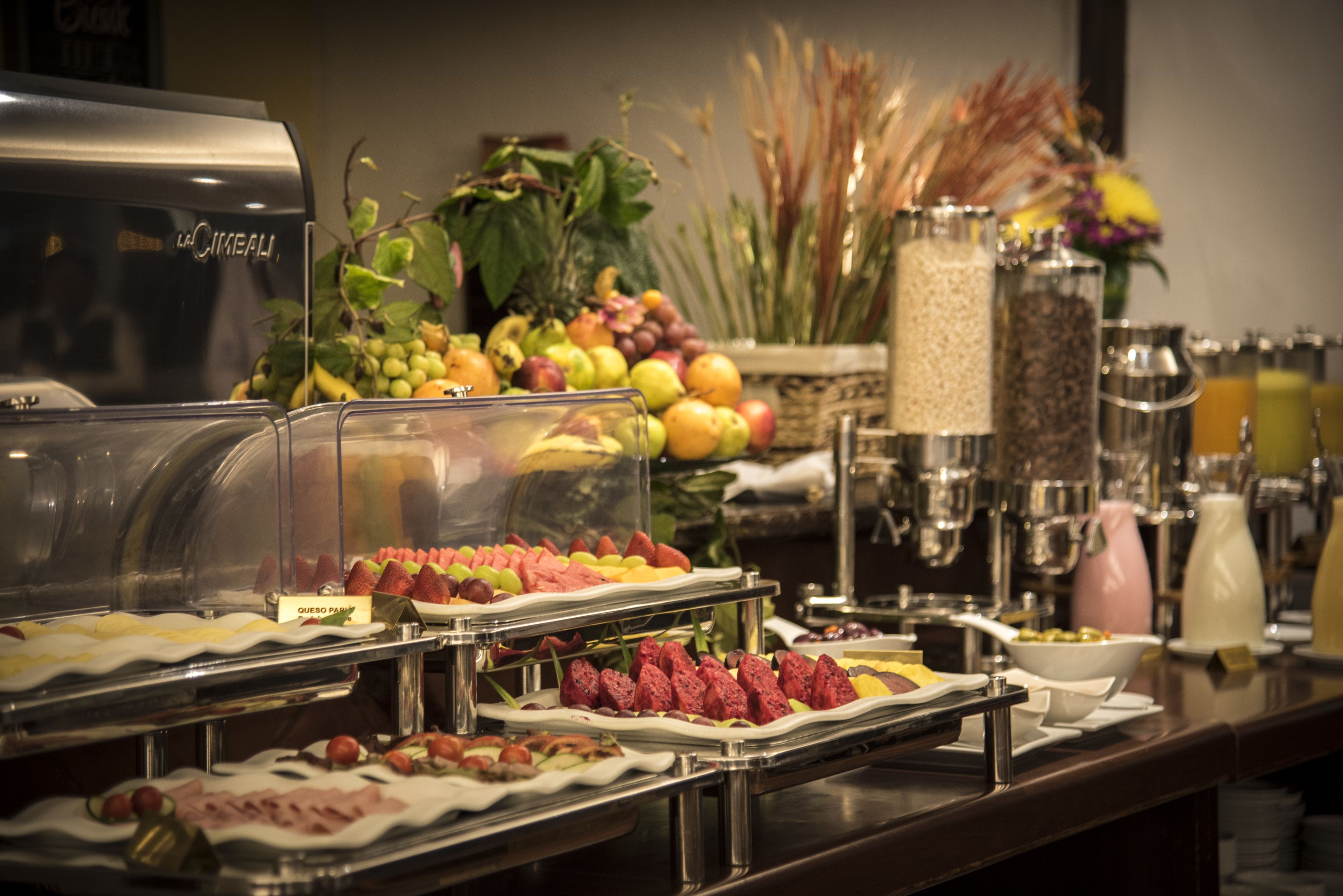 Free daily buffet breakfast