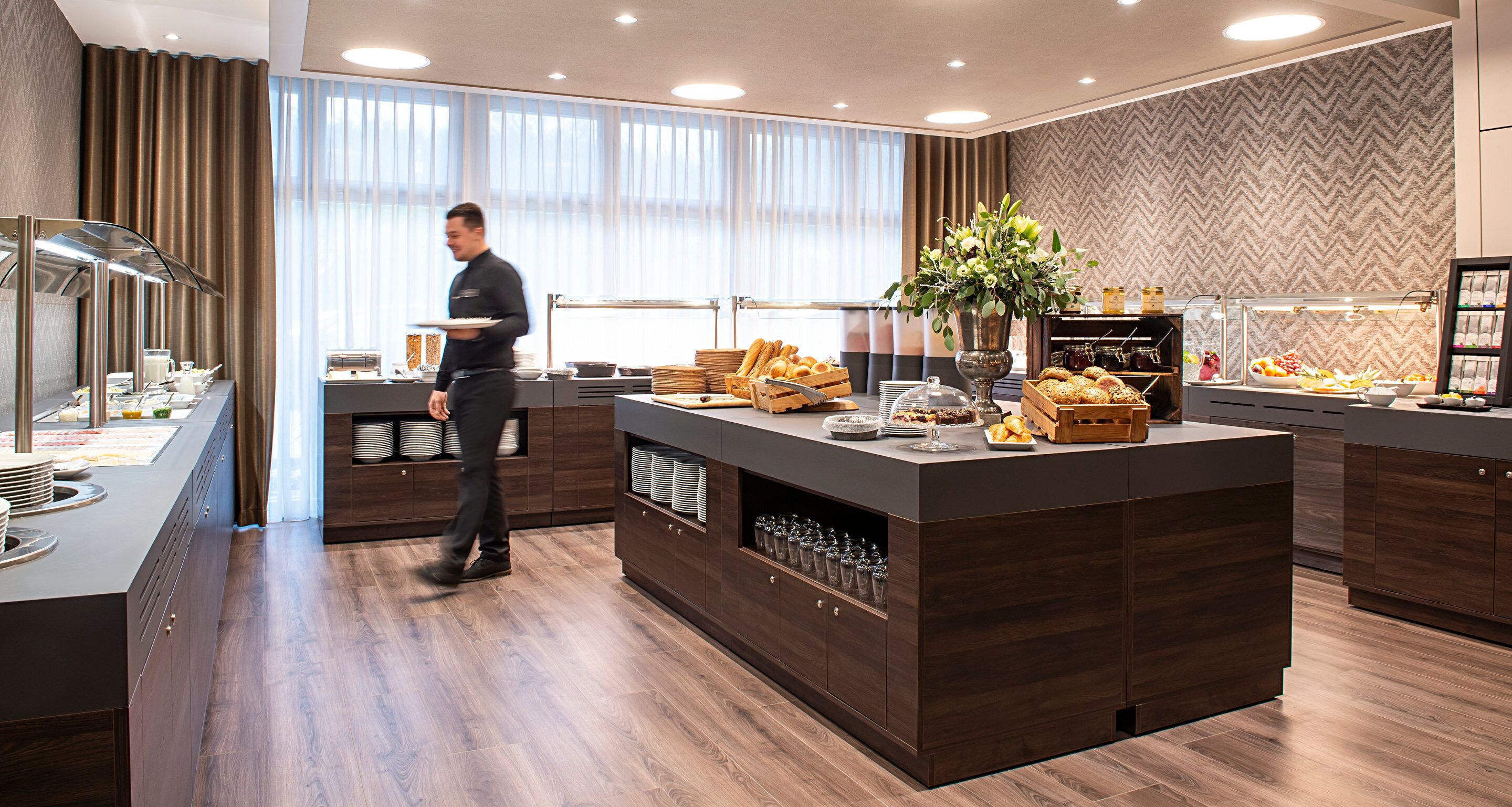 daily buffet breakfast (eur 22 per person)