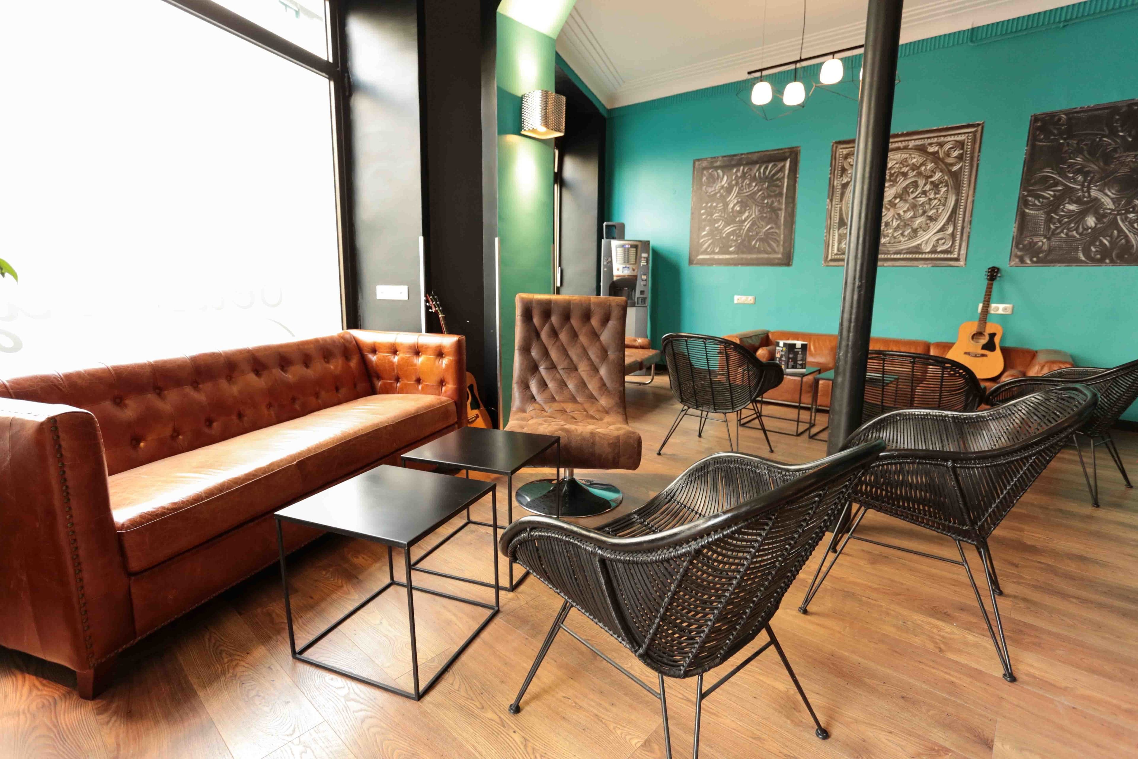 Sala de estar en el lobby