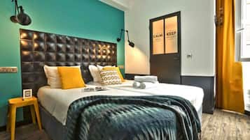 Twin Room | Iron/ironing board, free WiFi