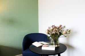 Good Morning Twin Room Plus | Skrivebord, gratis baby-/barnesenge, ekstra senge (tillægsgebyr)