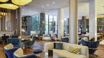 Cocktail bar, beach views, open daily