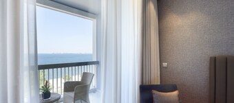 Makedonia Palace