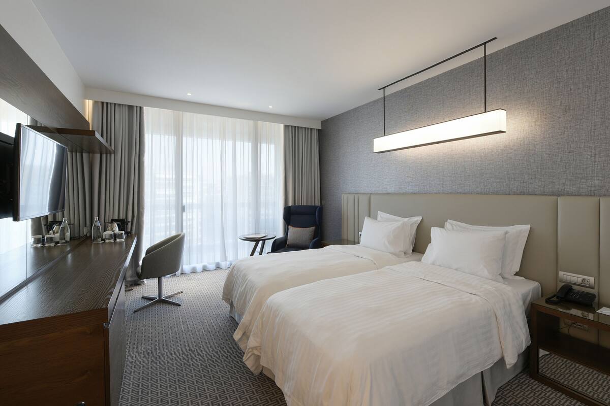 Premium Room, City View | Premium bedding, in-room safe, desk, blackout curtains