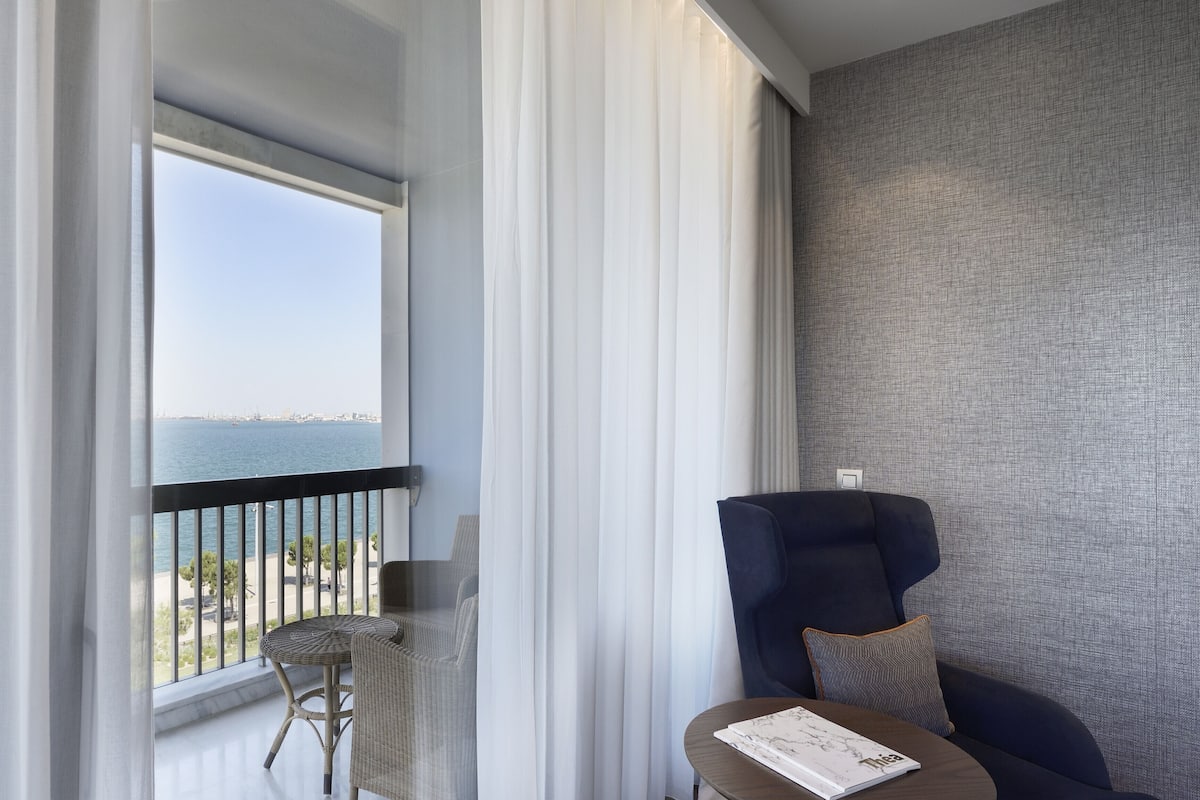 deluxe suite, sea view | terrace/patio