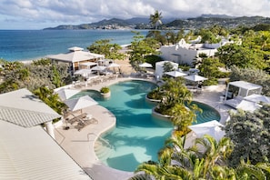 Outdoor pool, free pool cabanas, pool umbrellas