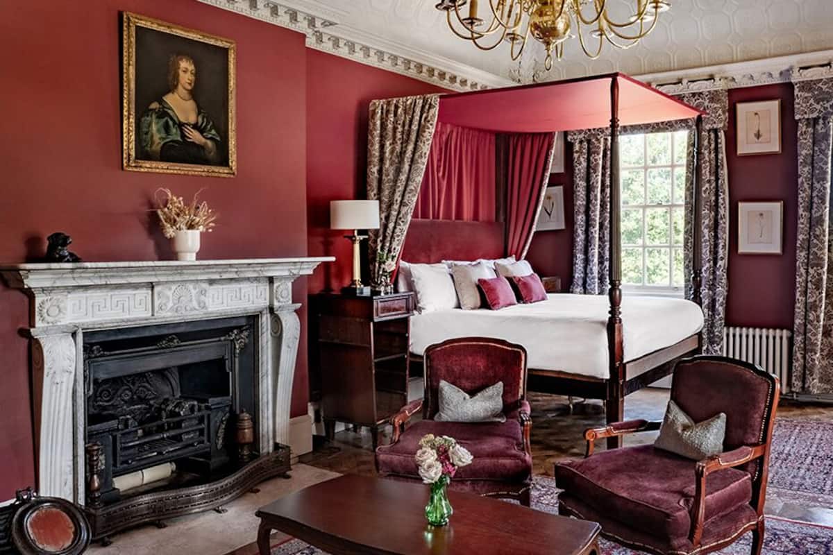 Suite | 1 soverom, individuelt dekorert, individuelt innredet og skrivebord