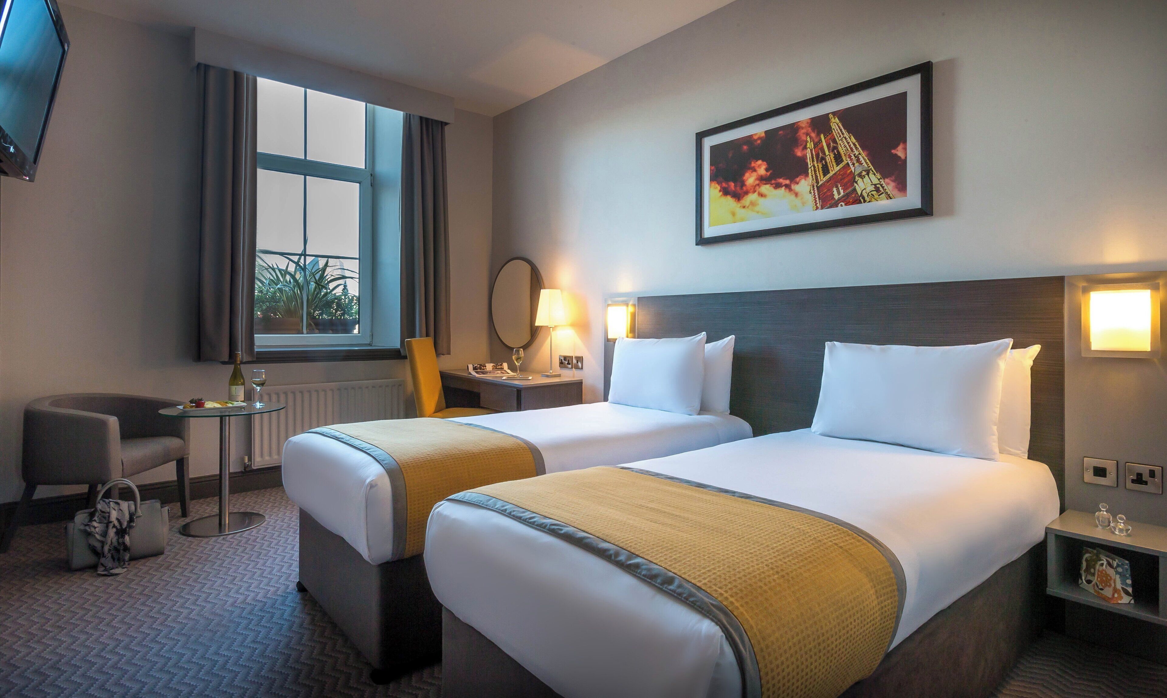 Photo - Maldron Hotel Belfast International Airport