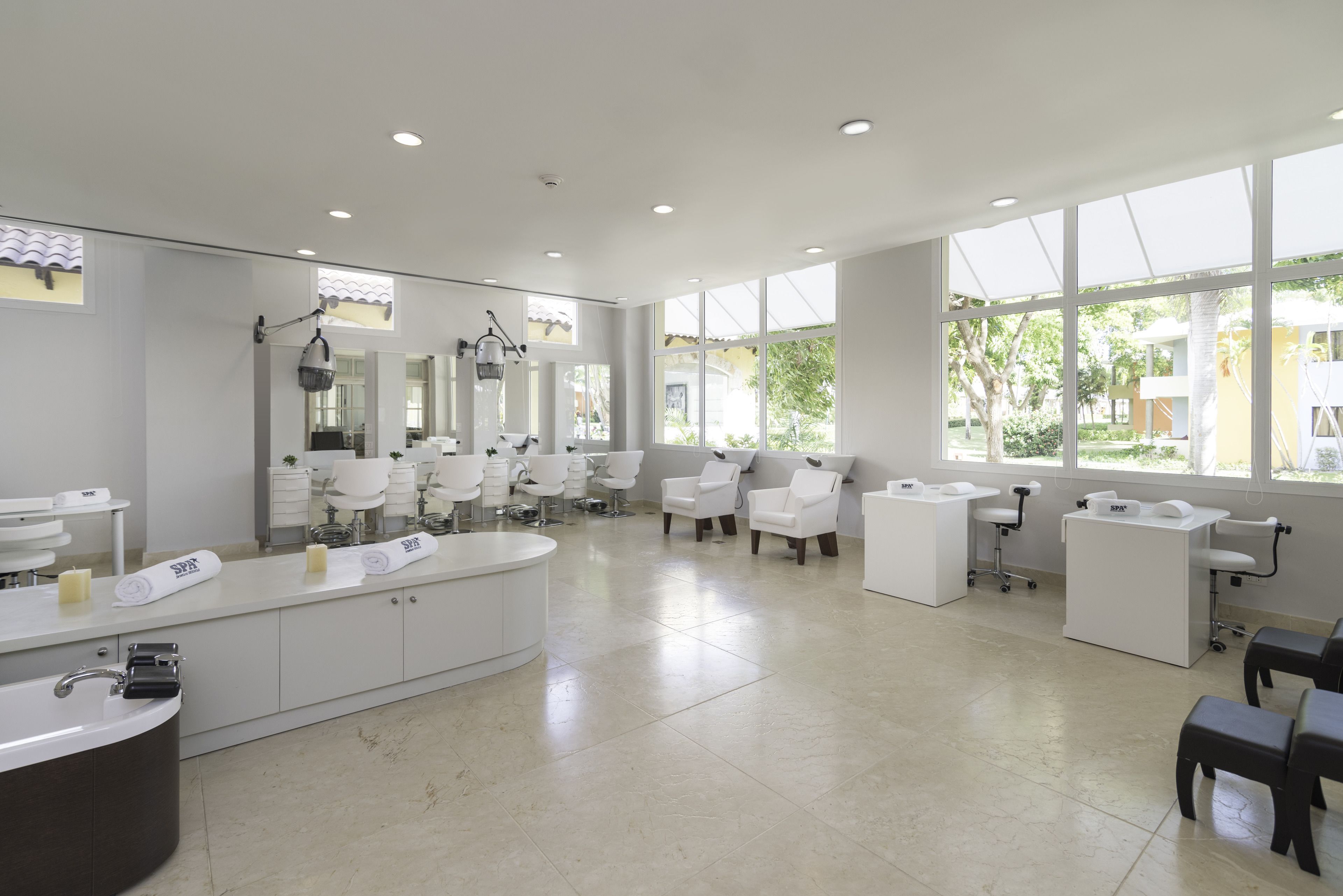 Hair salon