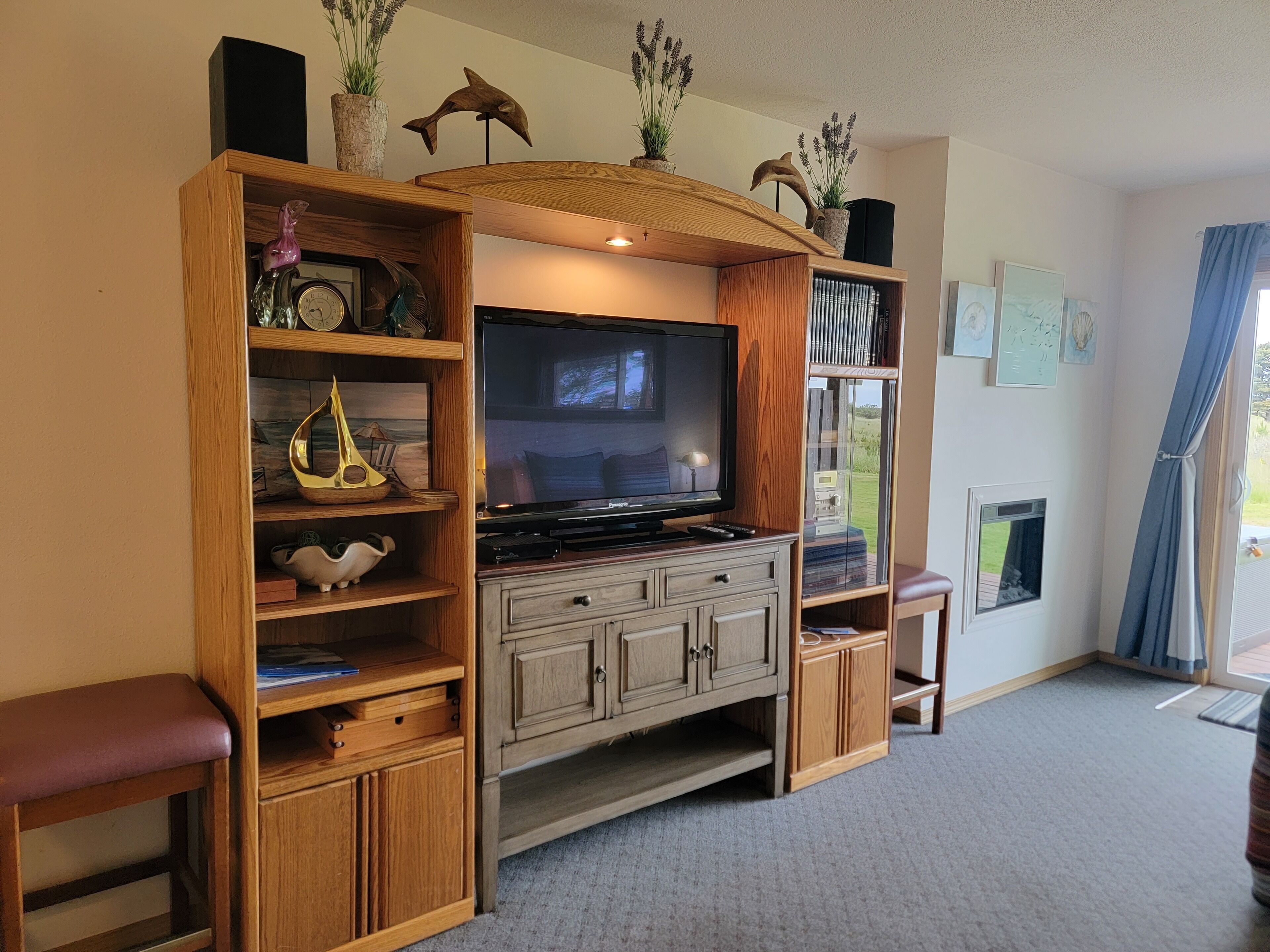 Deluxe Condo (1st Floor, Dog Friendly, Dunes View) | Living area