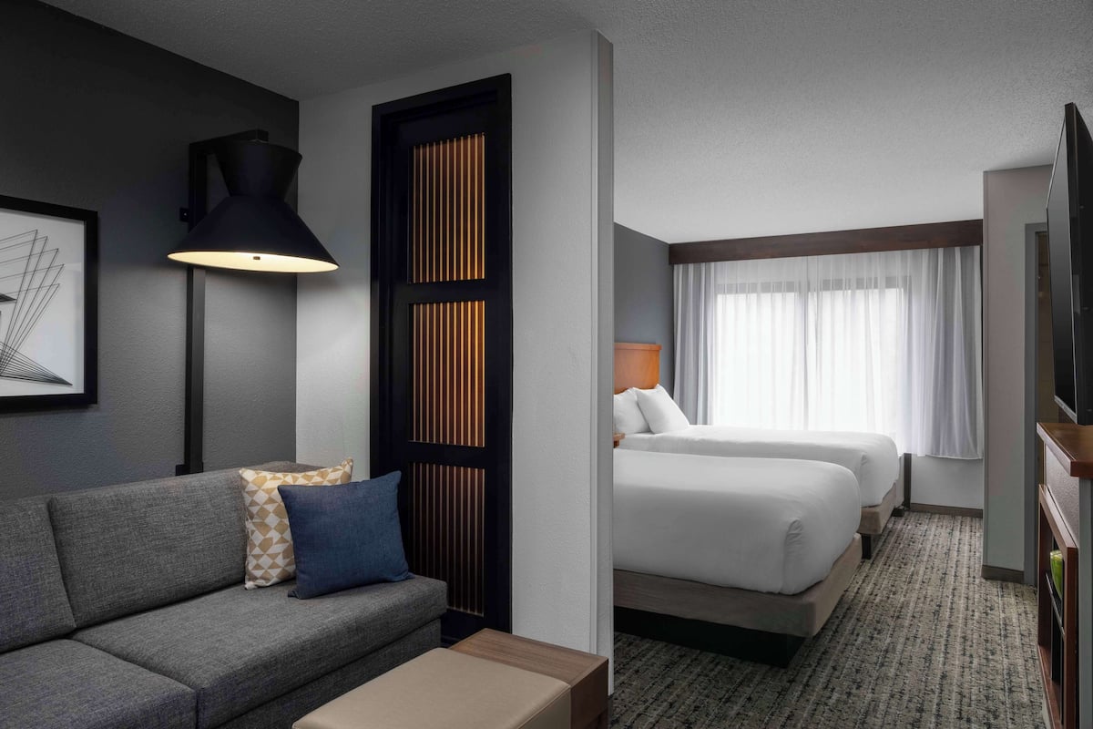 Premium bedding, down comforters, pillowtop beds, in-room safe