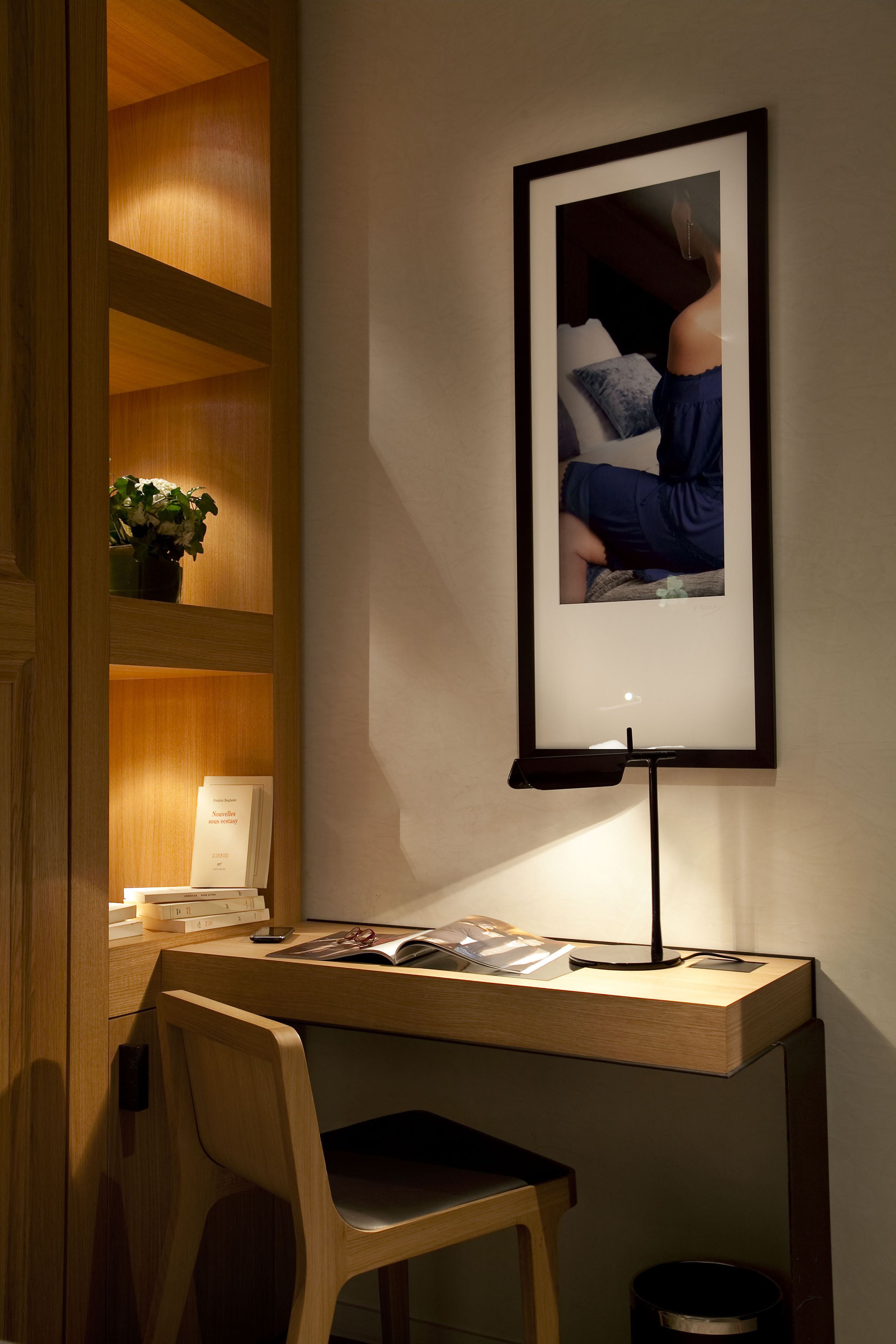 comfort room | premium bedding, minibar, in-room safe, desk