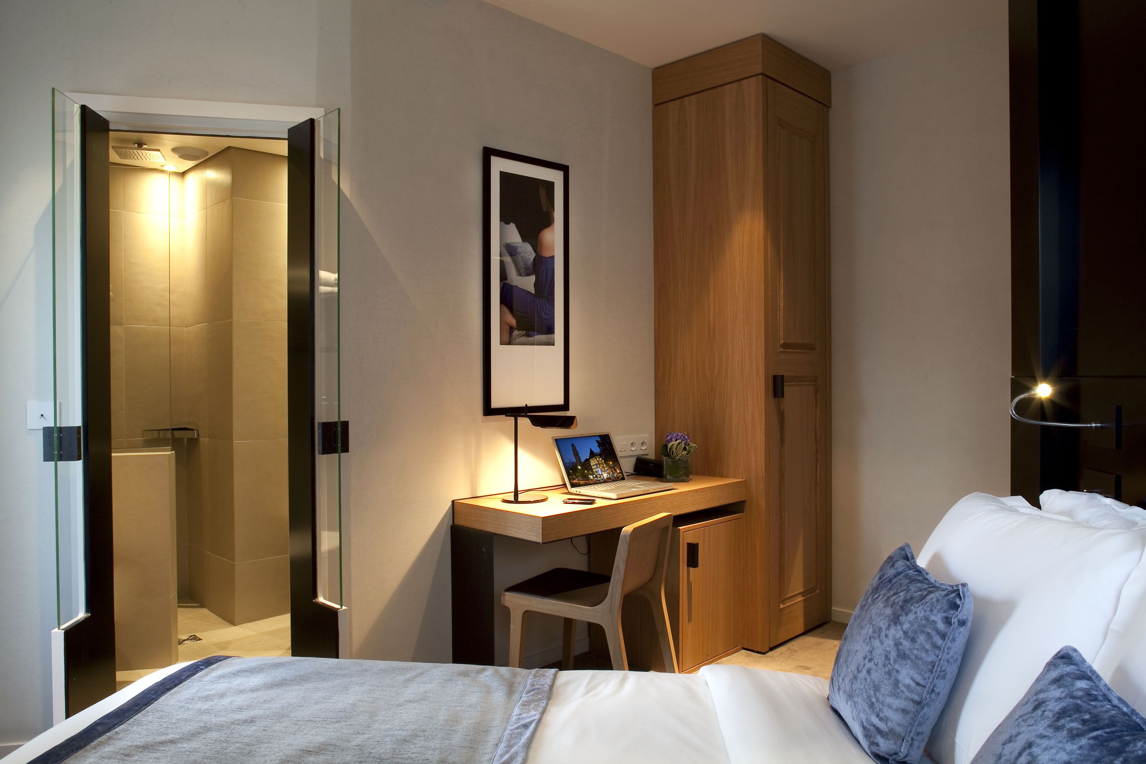 superior room | premium bedding, minibar, in-room safe, desk