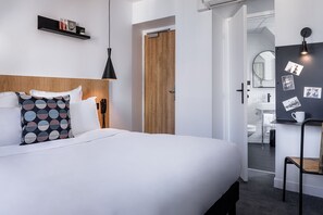 Desk, free WiFi, bed sheets