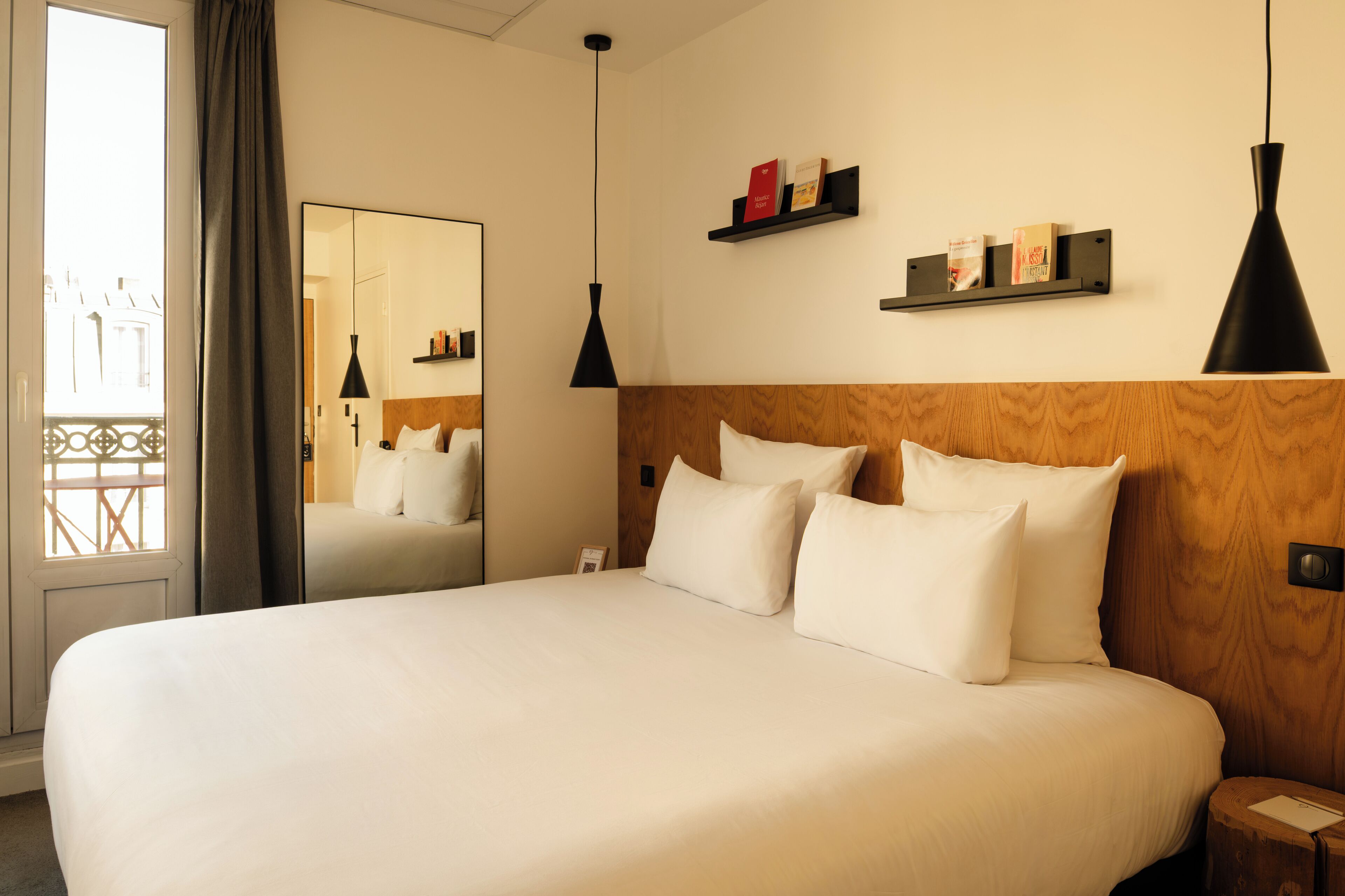 高級雙人房, 1 張標準雙人床 | 書桌、免費 Wi-Fi、床單