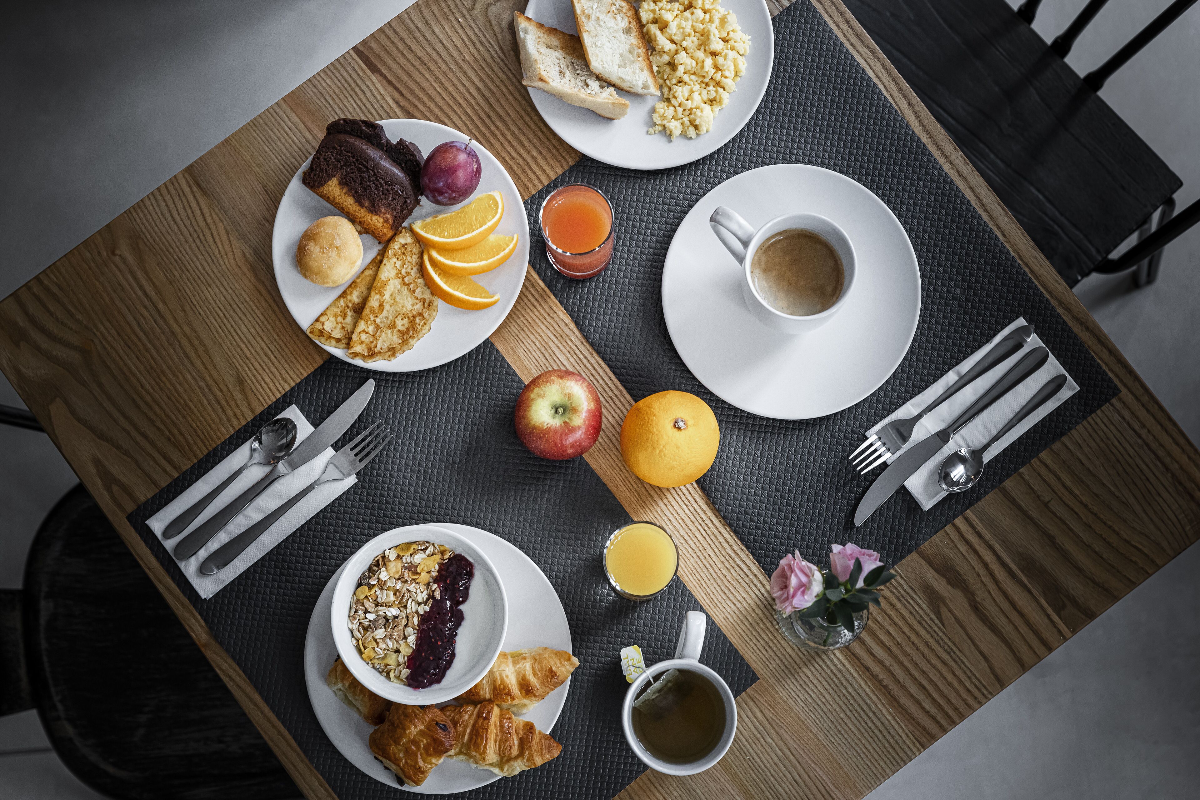 daily buffet breakfast (eur 14 per person)