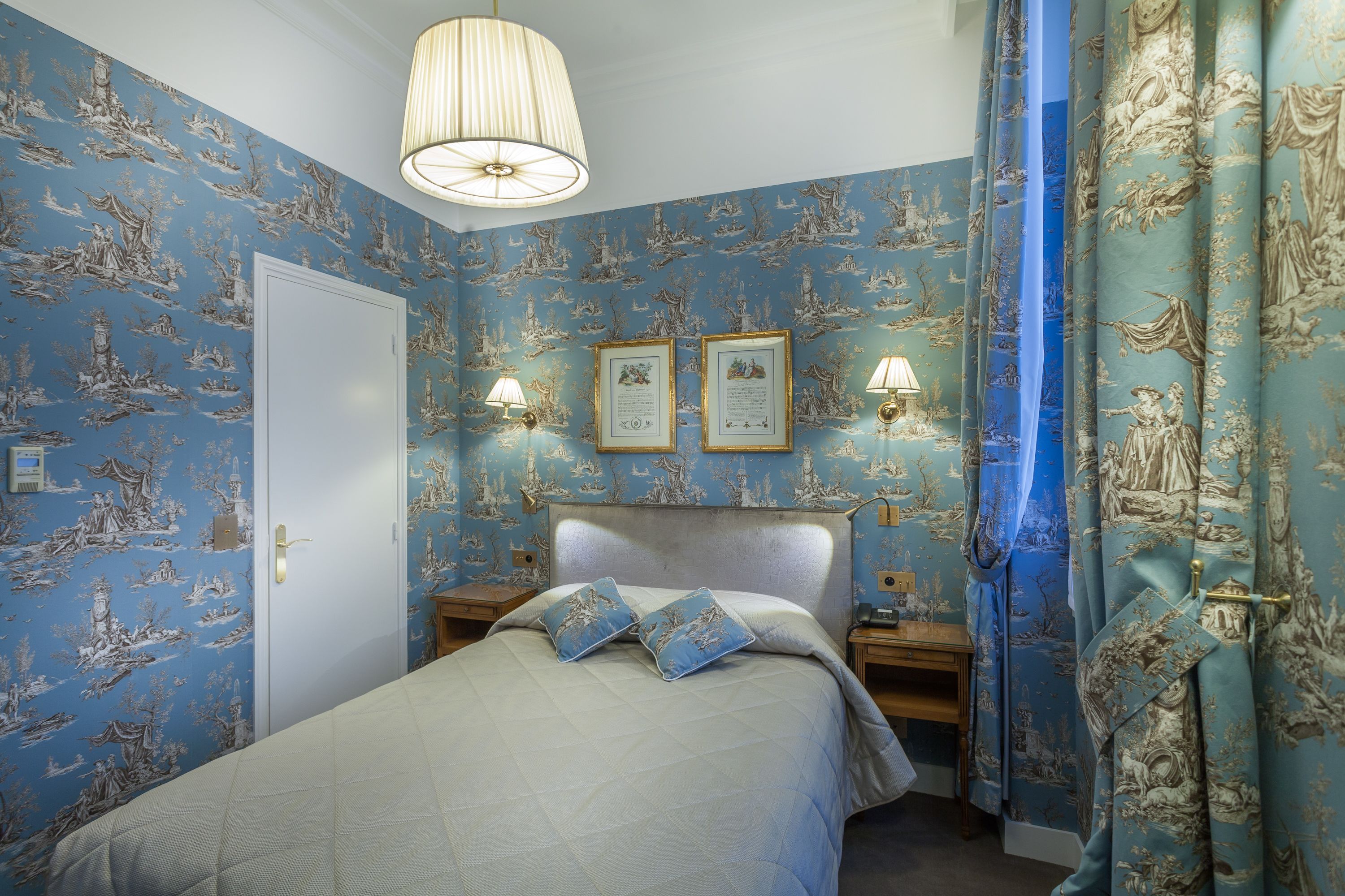 1 bedroom, minibar, in-room safe, desk