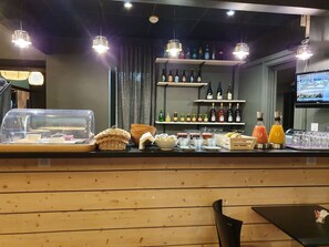 Daily buffet breakfast (EUR 15 per person)