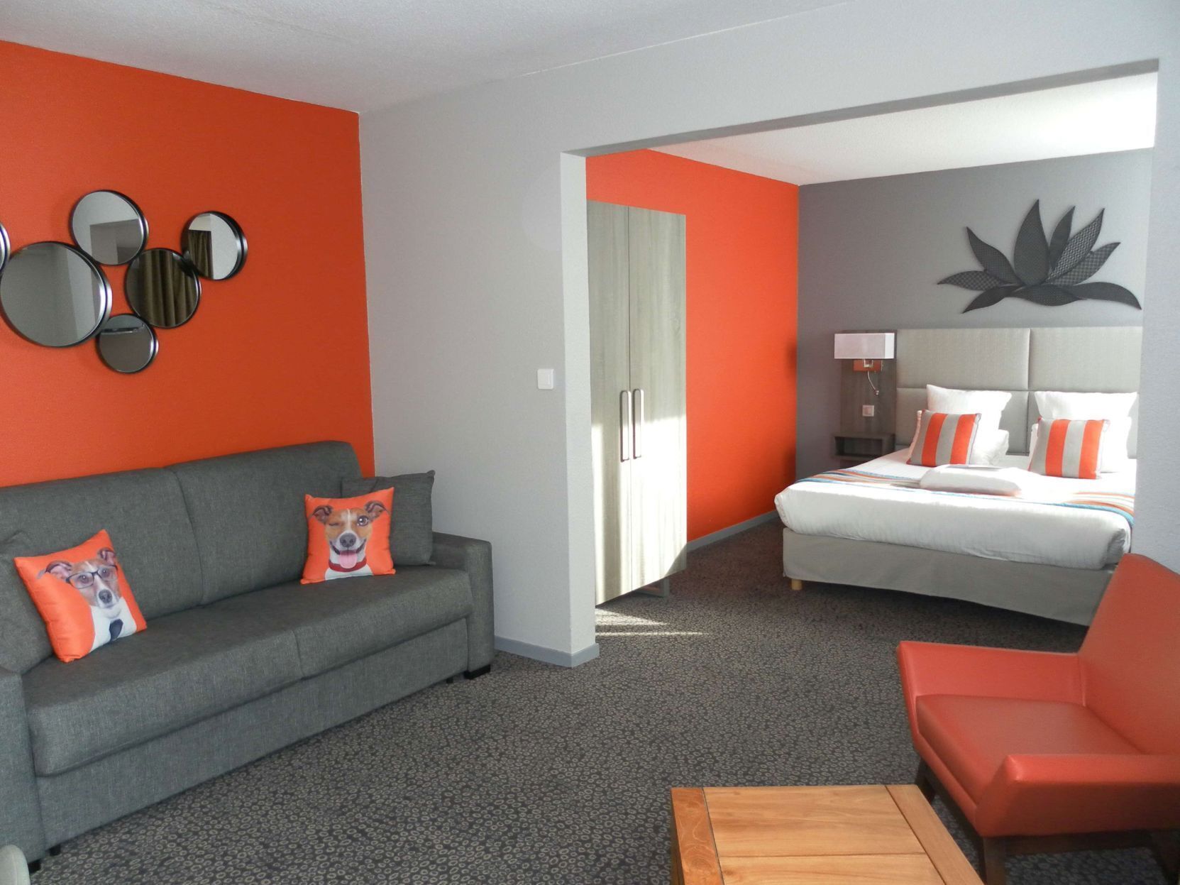 Decoración individual, mobiliario individual, escritorio