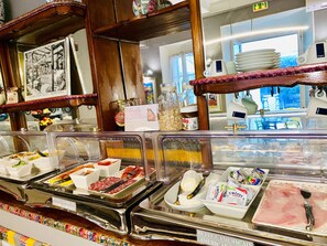 Daily buffet breakfast (EUR 16 per person)