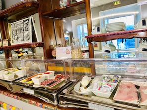 Daily buffet breakfast (EUR 16 per person)