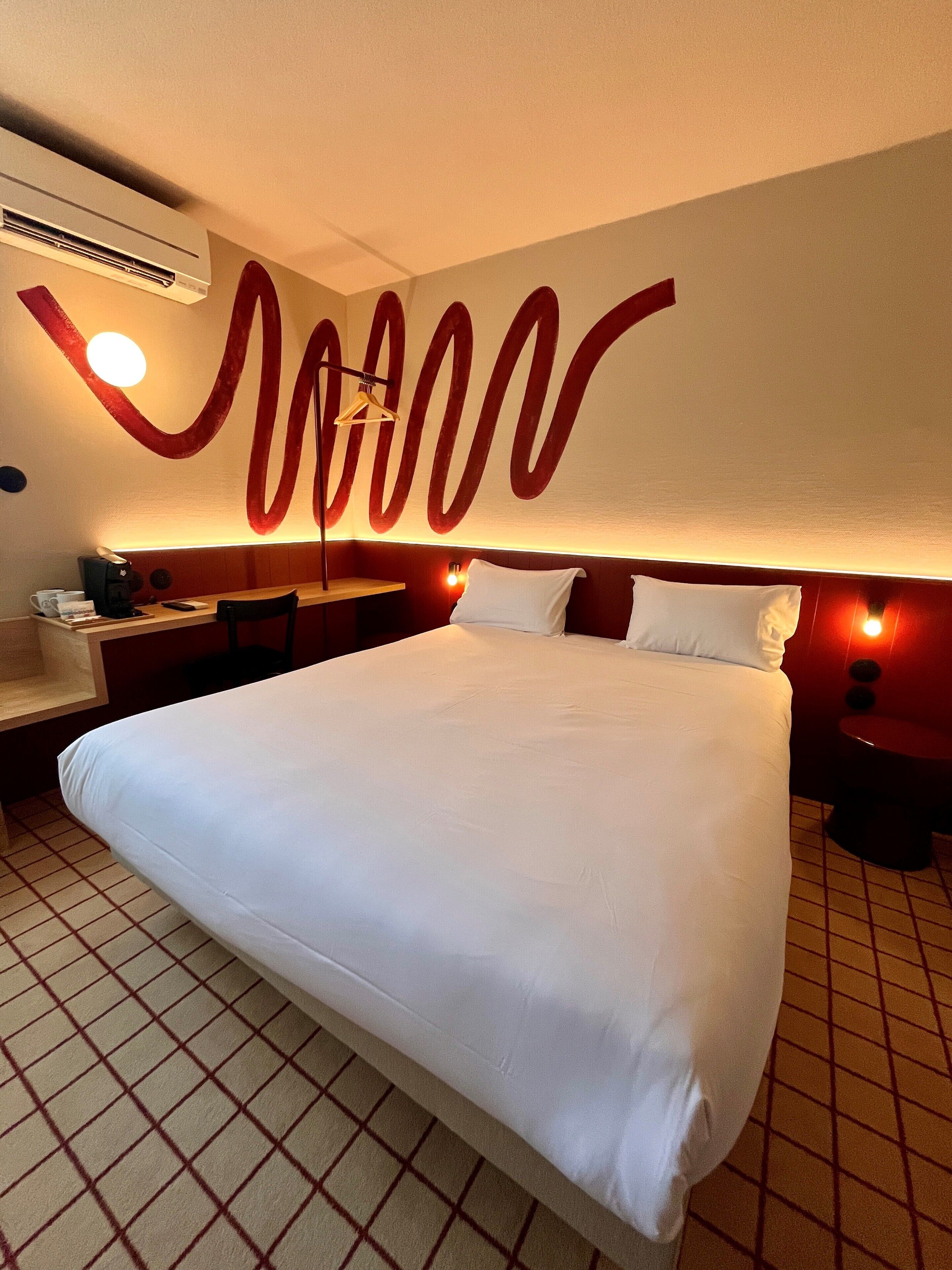 Foto - The Originals City, Hôtel du Phare, Bordeaux Mérignac