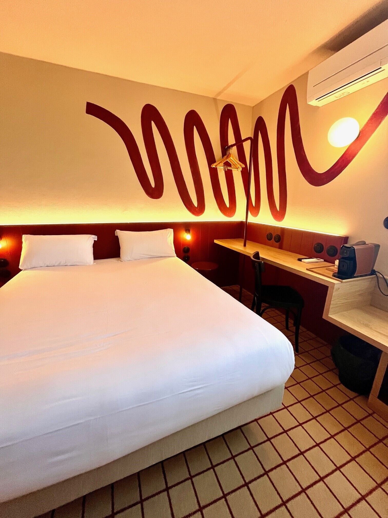 Foto - The Originals City, Hôtel du Phare, Bordeaux Mérignac