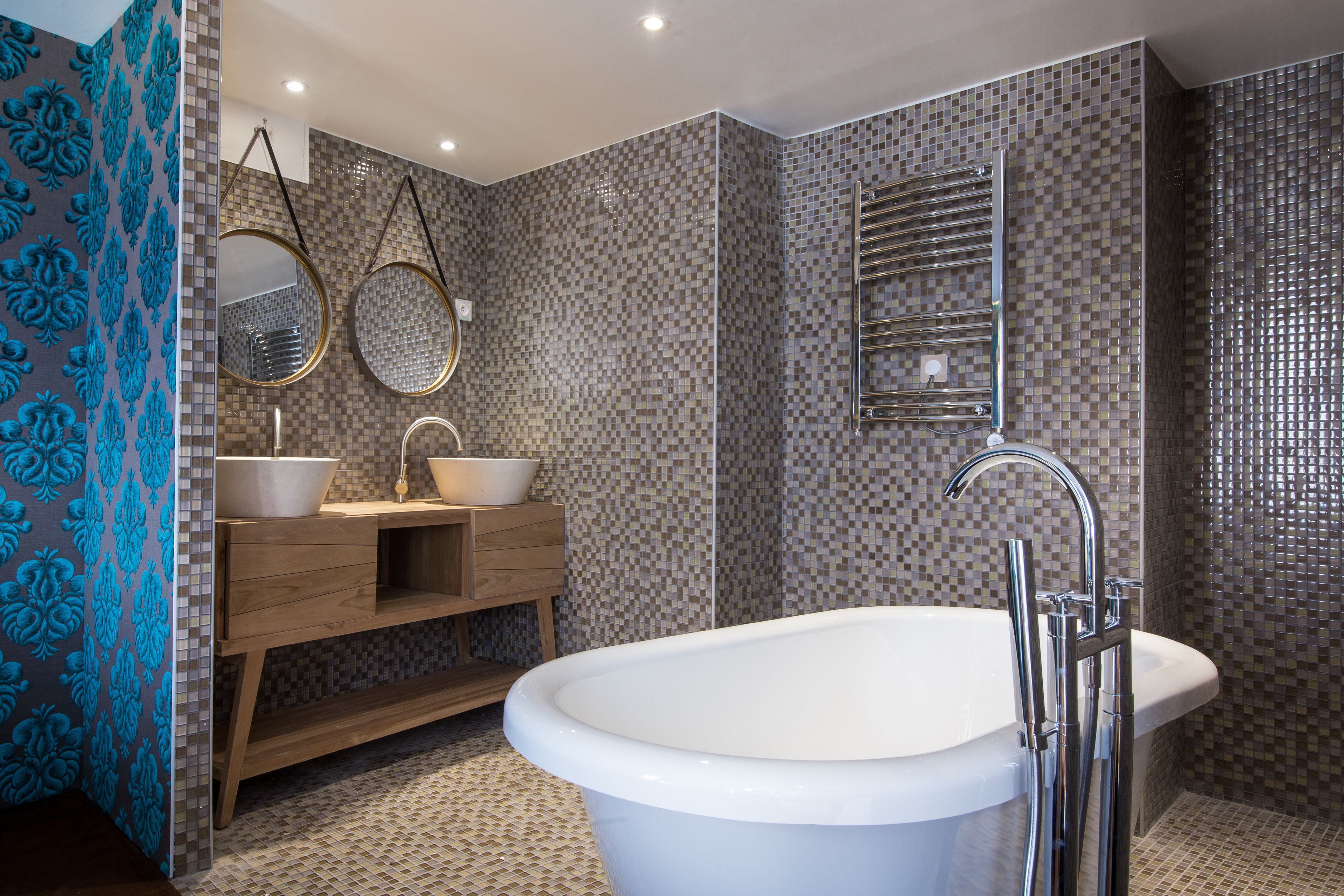 premium bedding, pillow-top beds, in-room safe, individually decorated