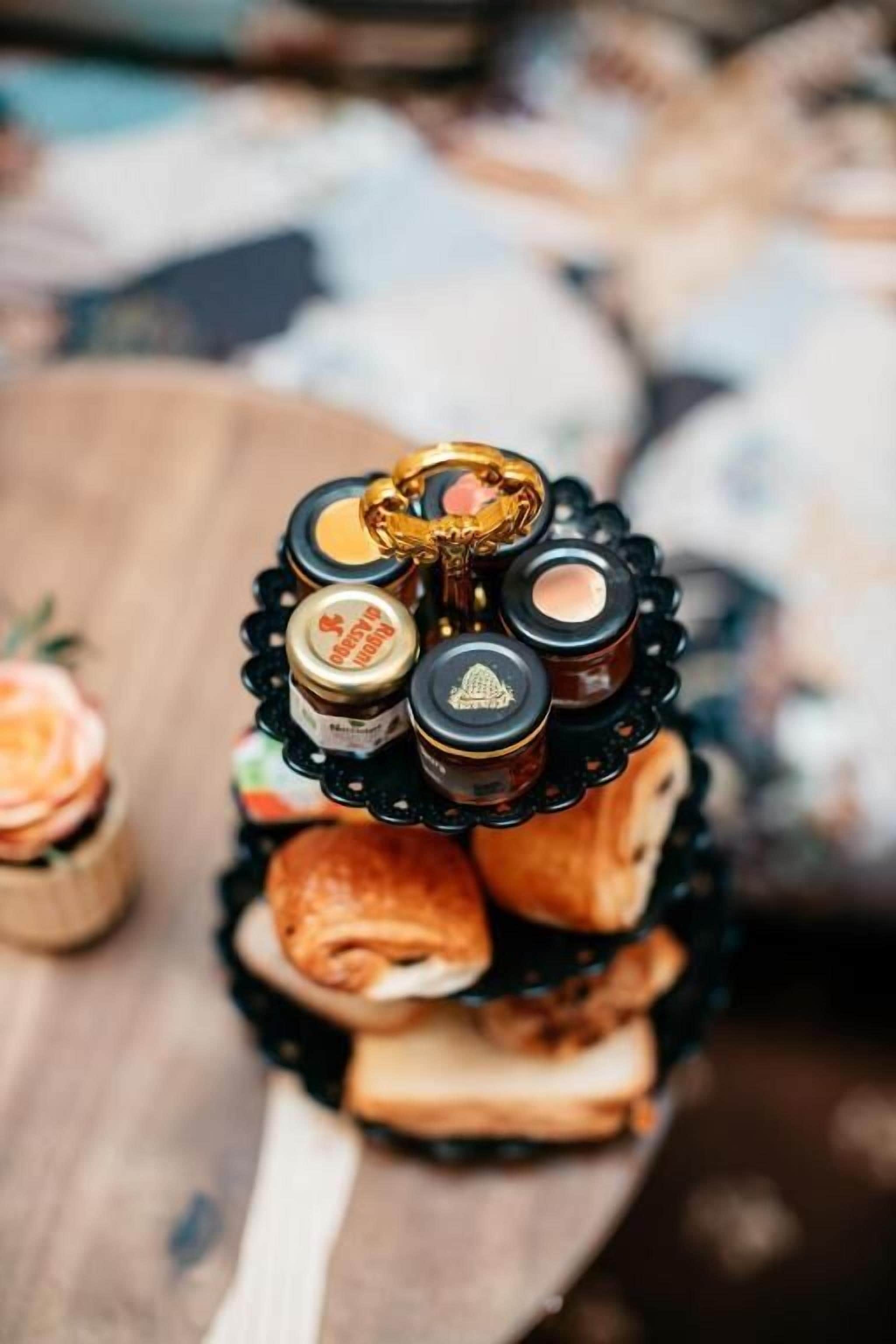 daily buffet breakfast (eur 19 per person)