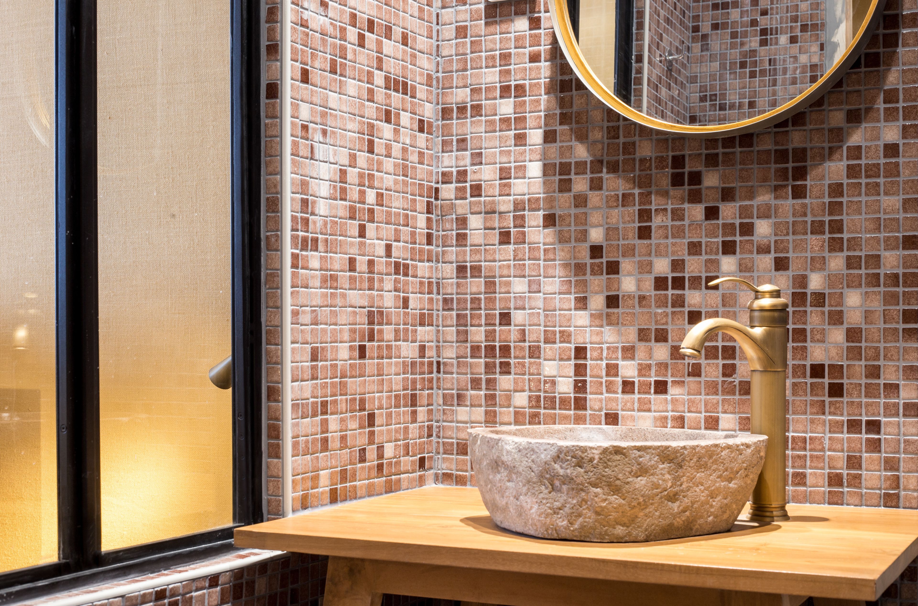 shower, free toiletries, hair dryer, bathrobes